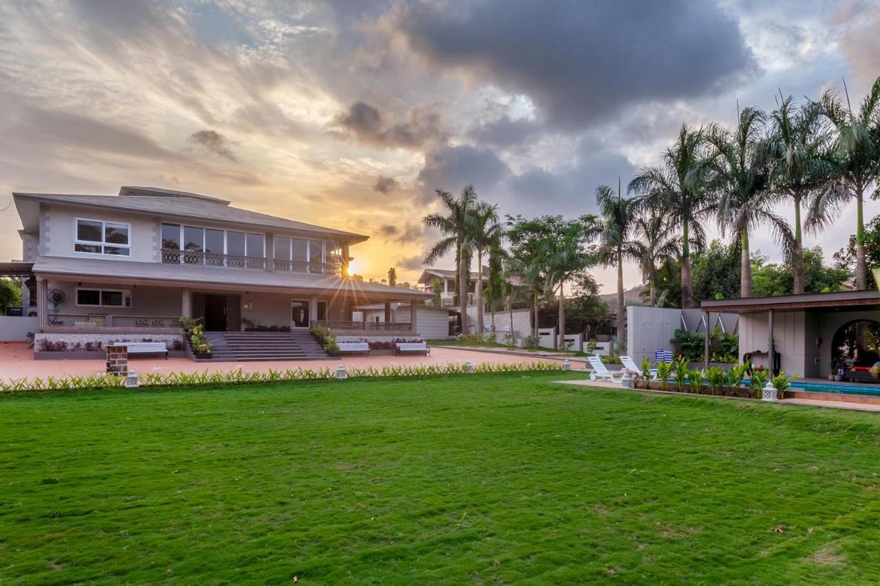 Stayvista'S The Cincin With Elegant Rooms, Snooker Table, Pool, Scenic View, And Jacuzzi Lonavala Bagian luar foto